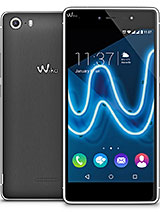 Best available price of Wiko Fever SE in Macedonia